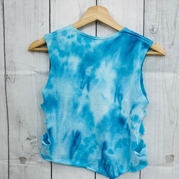 VINTAGE 90s Pro West SMALL Redondo Beach Pirate Skull Blue Tie Dye Crop Top - Picture 4 of 8